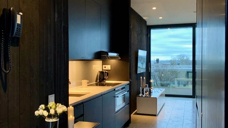Bungalow, 3 rok, på lyxresorten Novi - Vackert boende vid havet, längs strandpromenaden i Visby