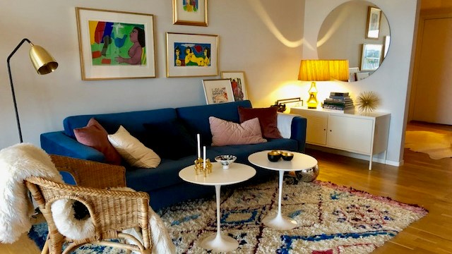 Boka 2026 - Nyrenoverad 3:a med havsutsikt, vid strandpromenaden, tillgång till pool