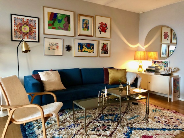 Boka 2026 - Nyrenoverad 3:a med havsutsikt, vid strandpromenaden, tillgång till pool