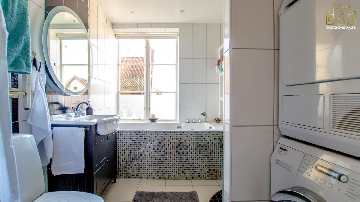 MTV 2026 - Lägenhet i innerstan - Havsutsikt - 70 meter till Almedalen