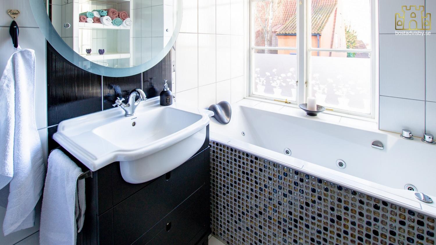 MTV 2026 - Lägenhet i innerstan - Havsutsikt - 70 meter till Almedalen