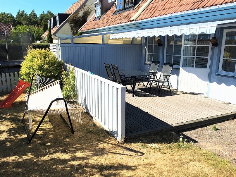 Boka 2020 - Fräsch 2-plansvilla med 3 separata sovrum - upp till 10 bäddar