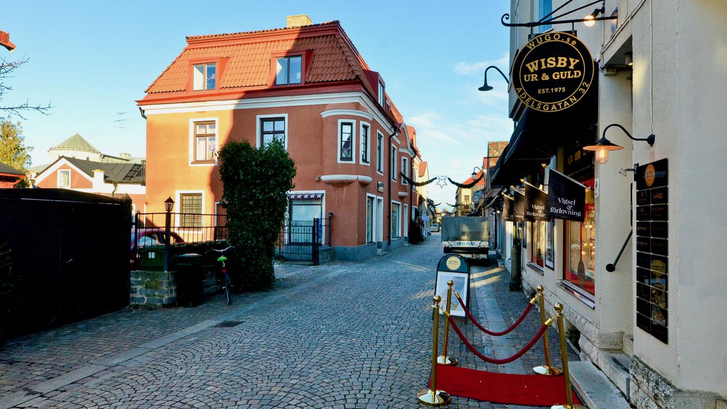 MTV 2024 - Lyxig vindsvåning på Adelsgatan med utsikt över innerstan och havet