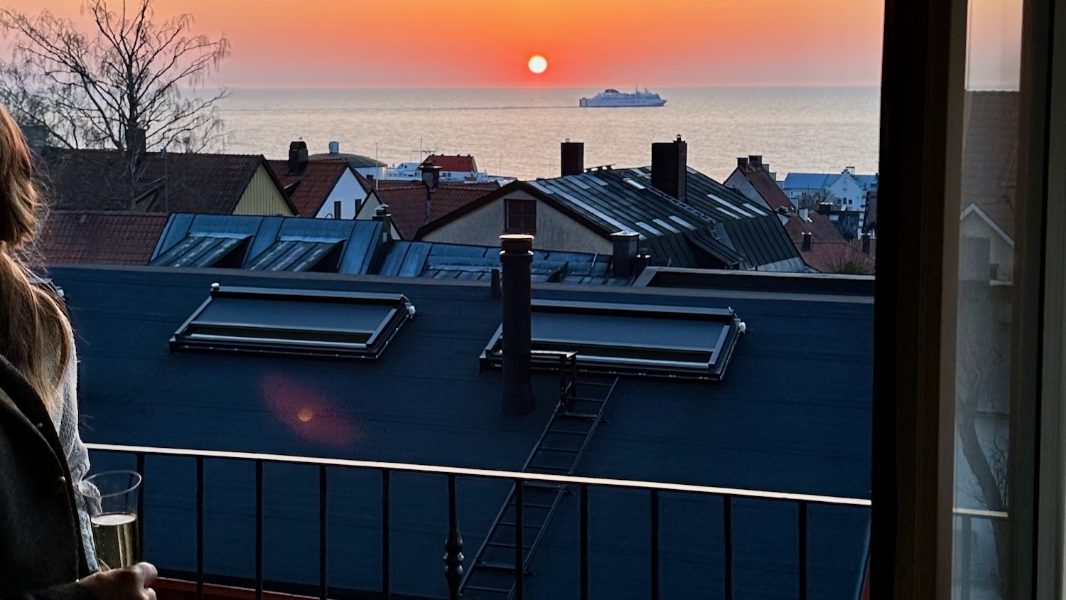 MTV 2024 - Lyxig vindsvåning på Adelsgatan med utsikt över innerstan och havet