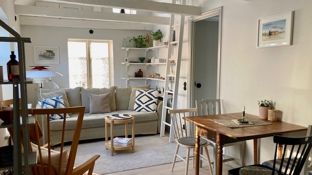 Boka 2026 - Nyrenoverat hus med egen uteplats, intill ringmuren