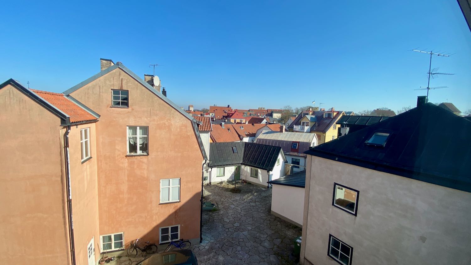 Mysig hotell-lägenhet för 3 personer vid Adelsgatan