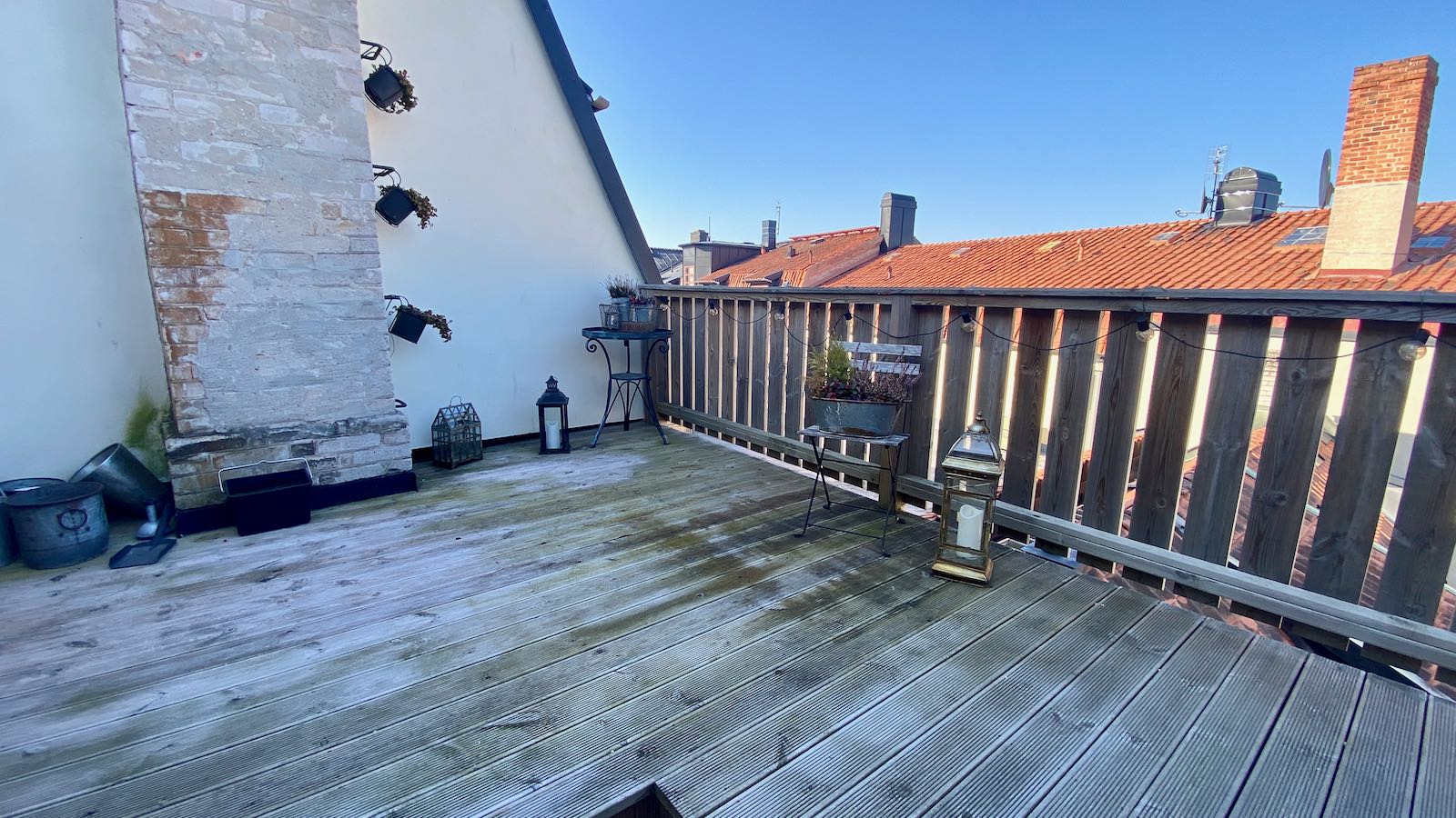 Boka 2026 Vindsvåning med takterass vid Wallers plats och Adelsgatan