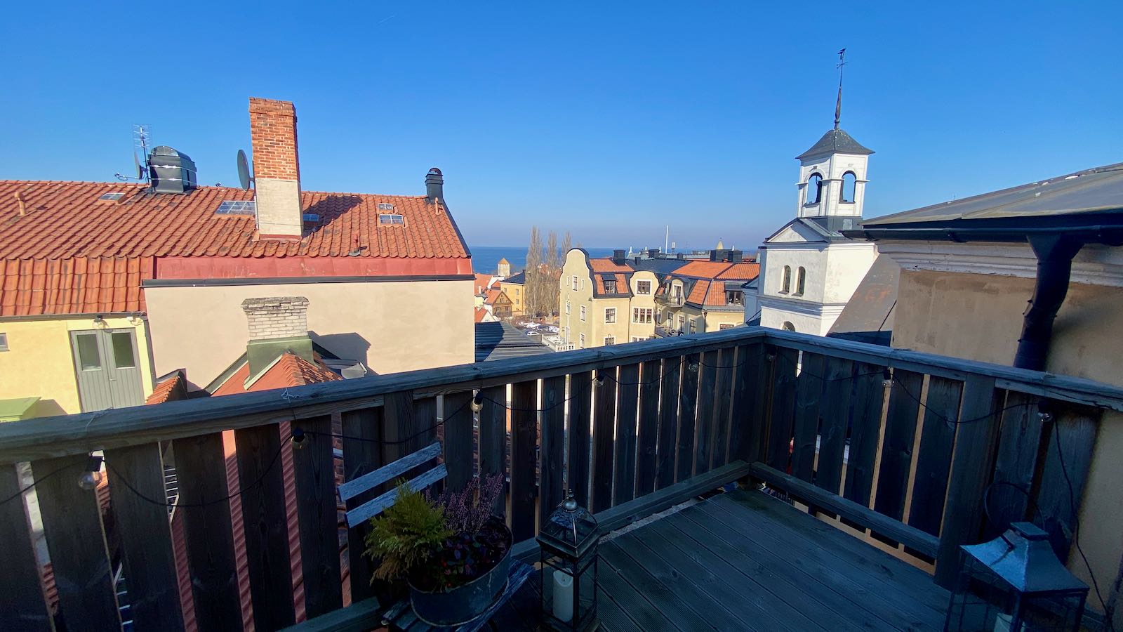 Boka 2026 Vindsvåning med takterass vid Wallers plats och Adelsgatan