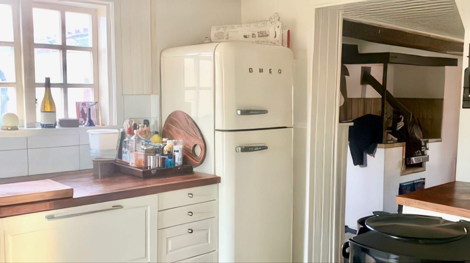 Boka 2026 - Semesterparadis, gård med 3 byggnader, vid Tofta strand. 16 bäddar.