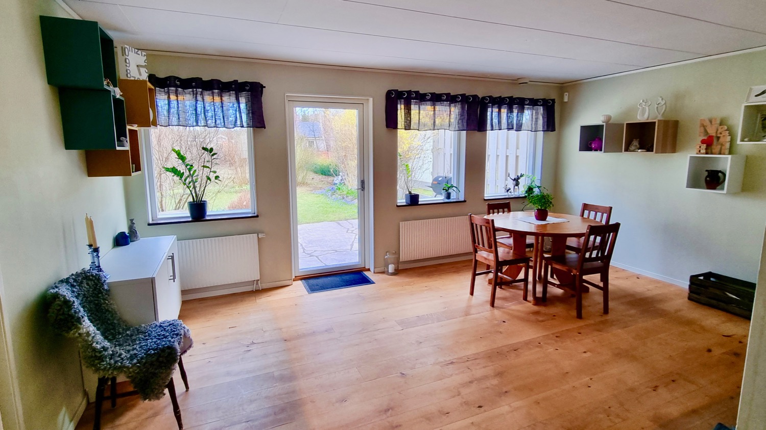 Boka 2023- Fin villa med 10 bäddar i östra Visby