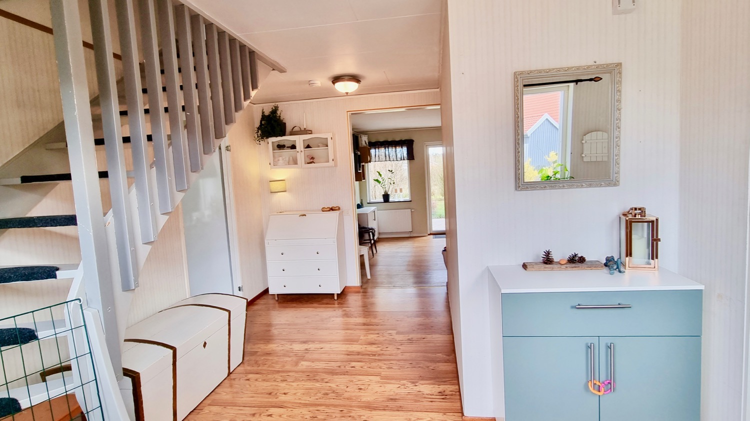 Boka 2023- Fin villa med 10 bäddar i östra Visby