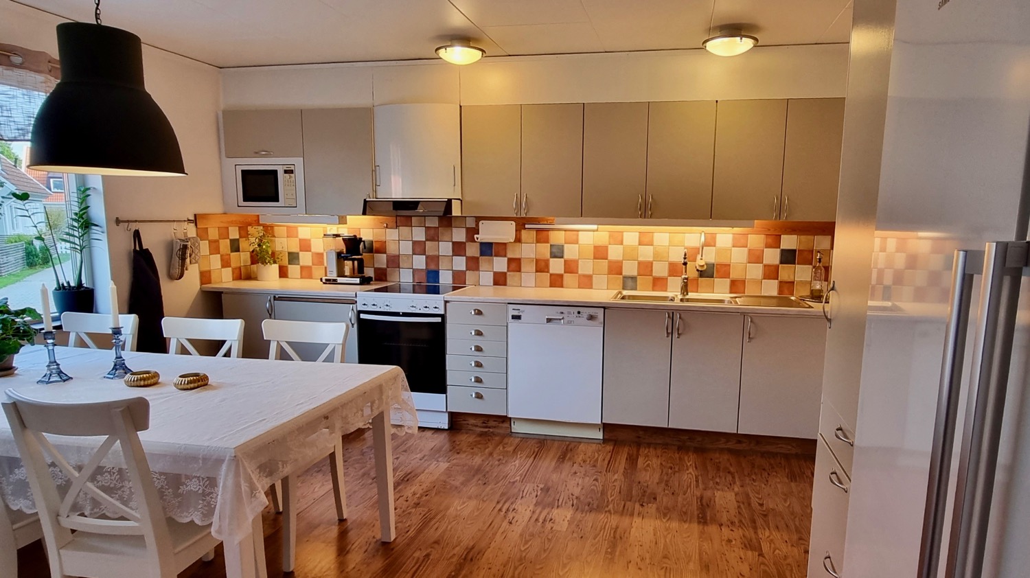 Boka 2023- Fin villa med 10 bäddar i östra Visby