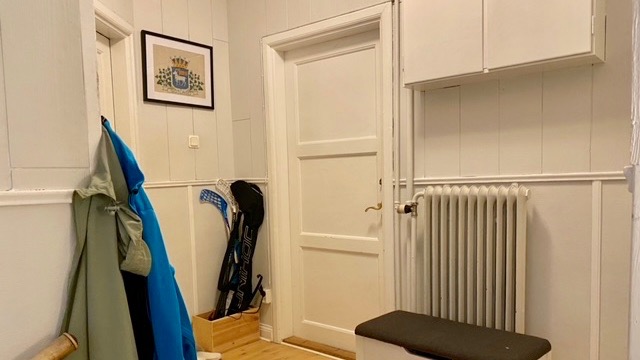 Boka 2022- 4:a i centralt läge, bara 600m från ringmuren, 8 bäddar