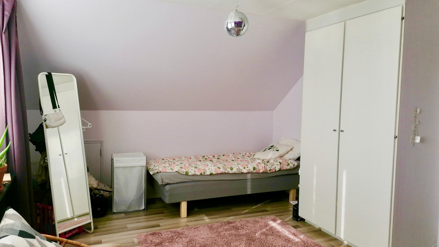 Boka 2022 - Fint hus 5rok, med trädgård