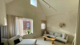 Boka 2023 - Lyxig lägenhet på 3 plan och 120 m2 i Visby innerstad